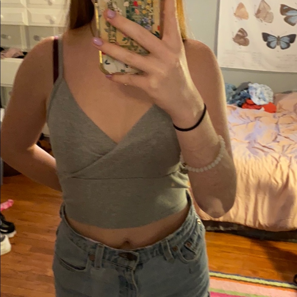 Gray crisscrossed tank top